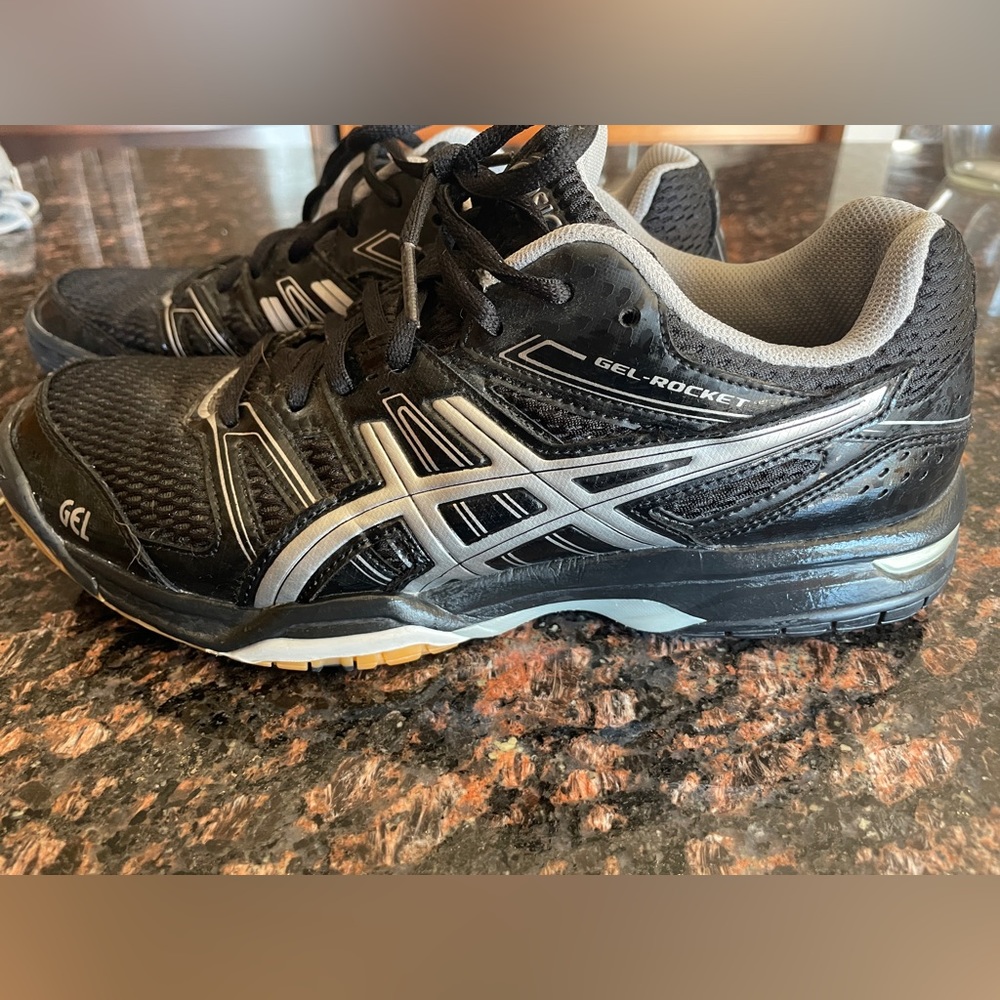 ASICS Gel-Rocket women’s volleyball shoes 8.5 black